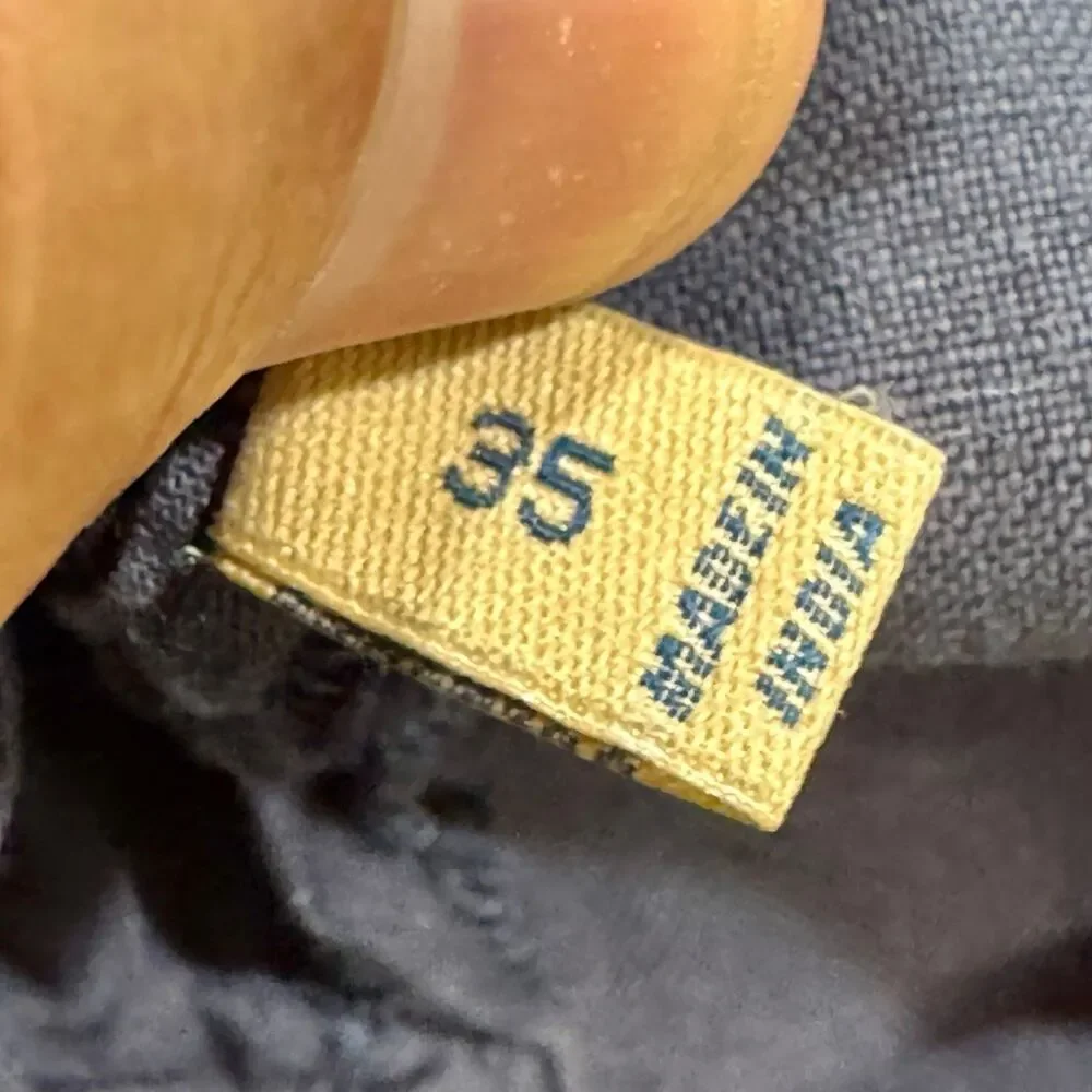 Faherty Navy Blue Linen Blend Shorts. Size 35